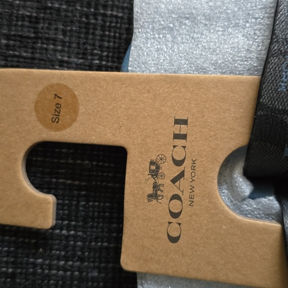 Authentic Coach Slides - Picture 3 of 3